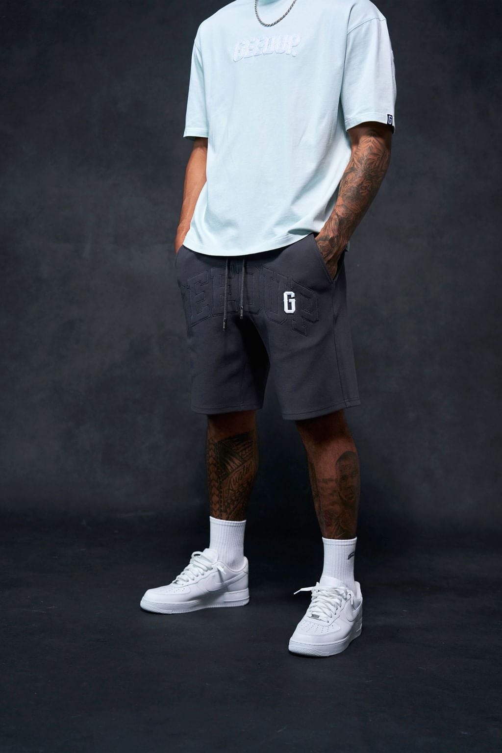 Team Logo Pique Short Asphalt