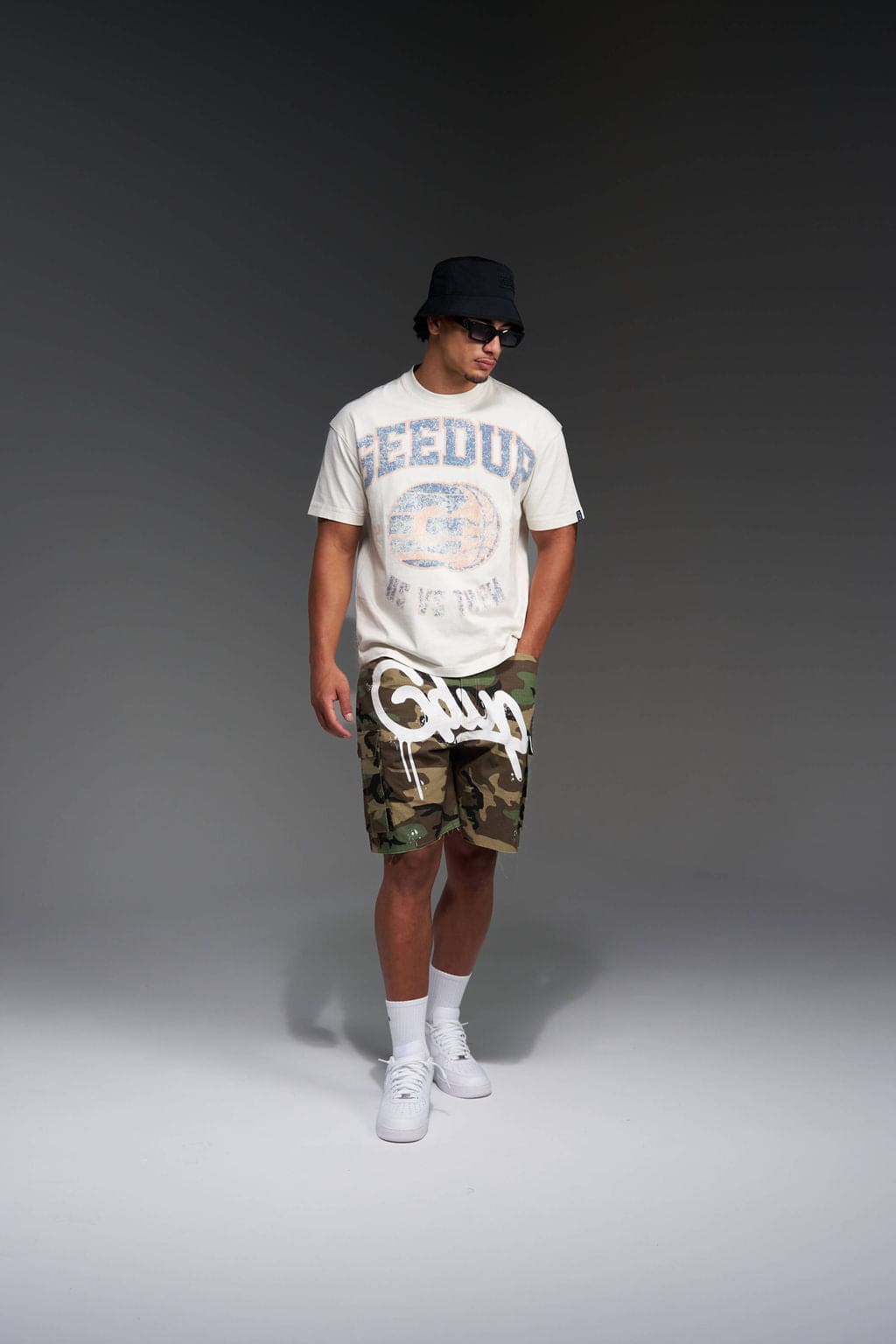 G-Ball T-Shirt Off White/Purple